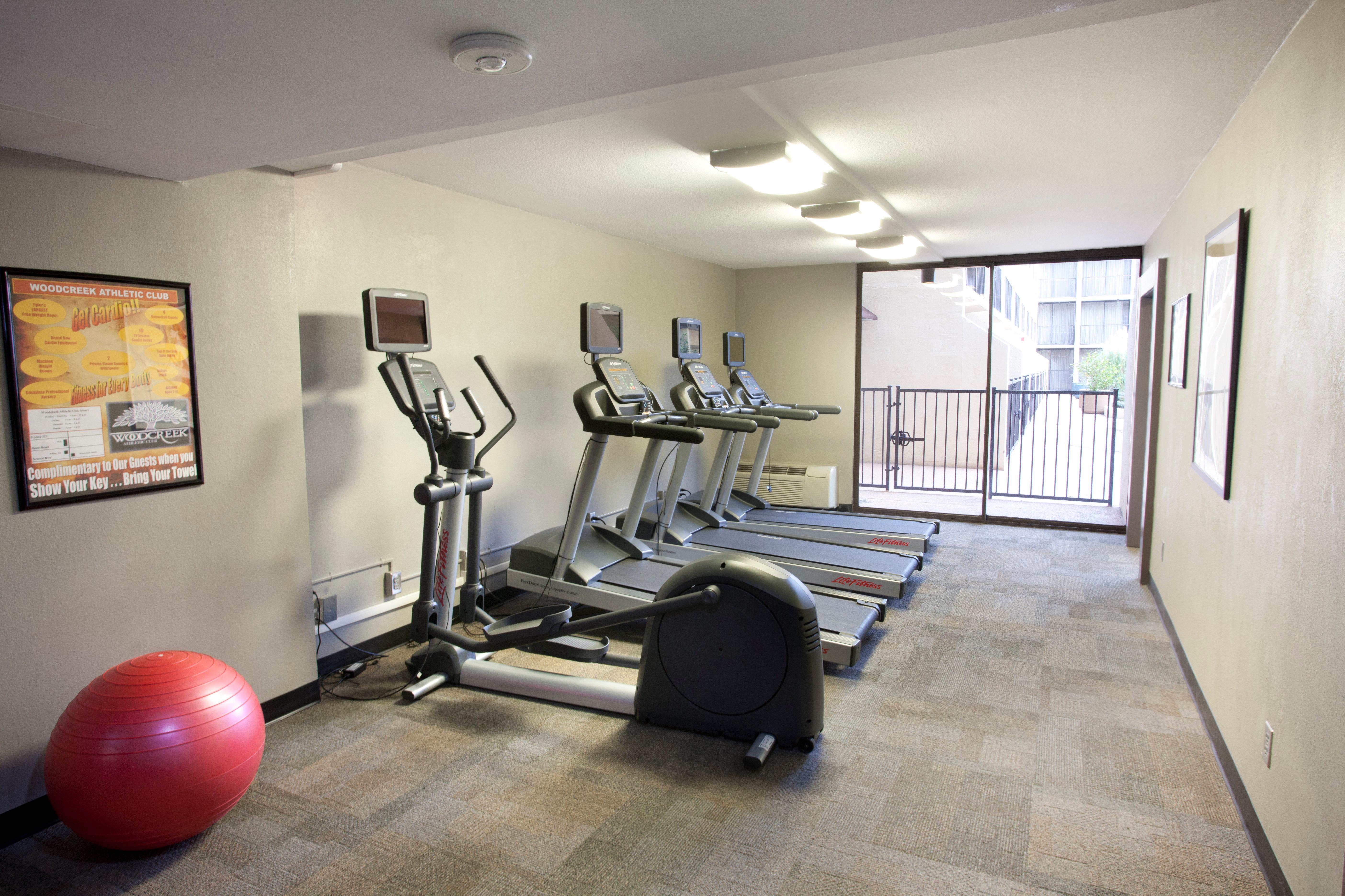 Holiday Inn Tyler - Conference Center By Ihg Buitenkant foto